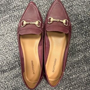 Women's Burgundy Loafers